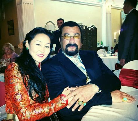 The Untold Truth Of Steven Seagal’s Wife –。